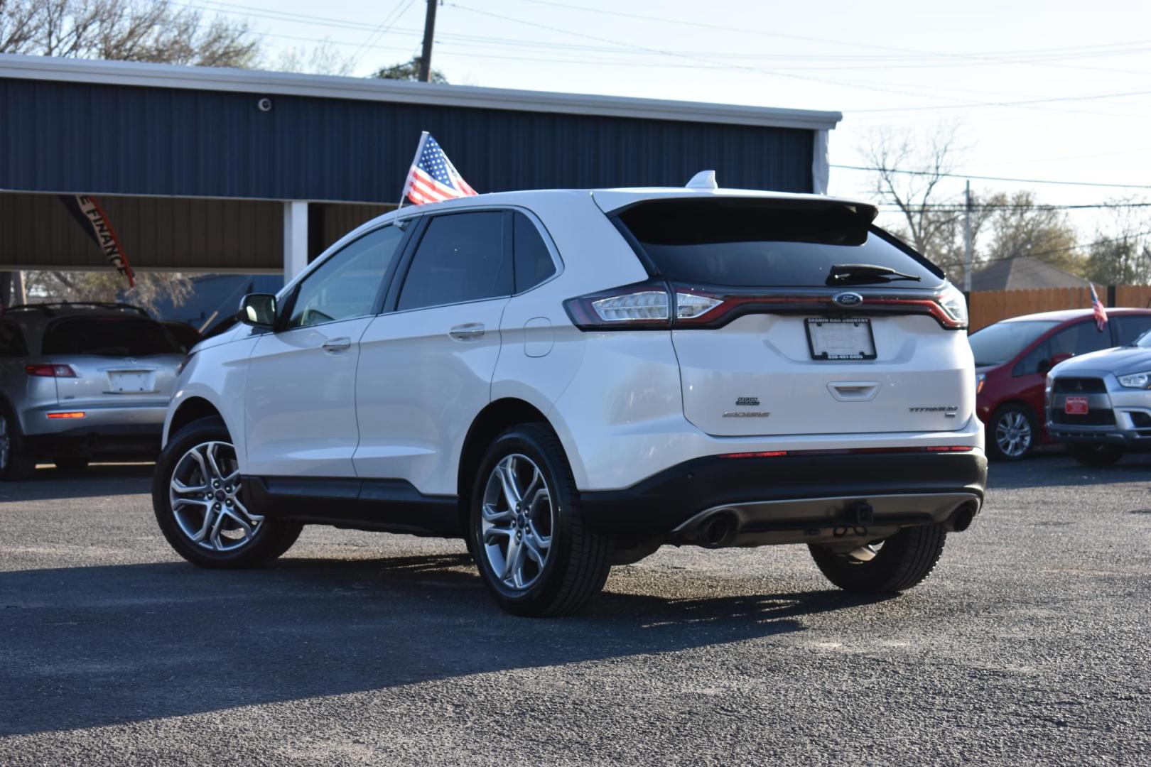 2017 WHITE Ford Edge Titanium AWD (2FMPK4K84HB) with an 3.5L V6 DOHC 24V engine, 6A transmission, located at 420 E. Kingsbury St., Seguin, TX, 78155, (830) 401-0495, 29.581060, -97.961647 - Photo#2