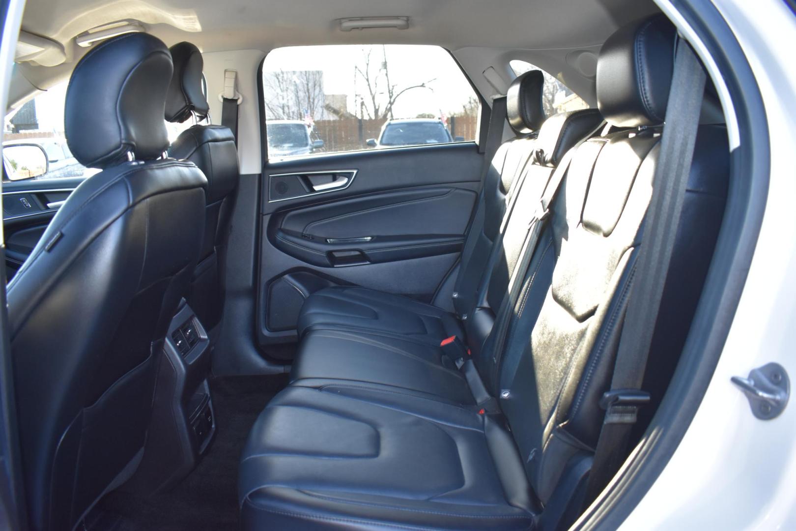 2017 WHITE Ford Edge Titanium AWD (2FMPK4K84HB) with an 3.5L V6 DOHC 24V engine, 6A transmission, located at 420 E. Kingsbury St., Seguin, TX, 78155, (830) 401-0495, 29.581060, -97.961647 - Photo#5