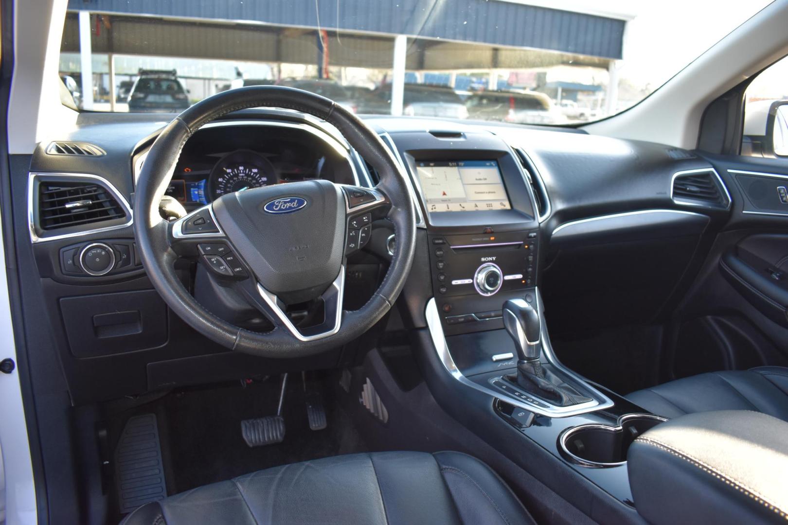 2017 WHITE Ford Edge Titanium AWD (2FMPK4K84HB) with an 3.5L V6 DOHC 24V engine, 6A transmission, located at 420 E. Kingsbury St., Seguin, TX, 78155, (830) 401-0495, 29.581060, -97.961647 - Photo#6