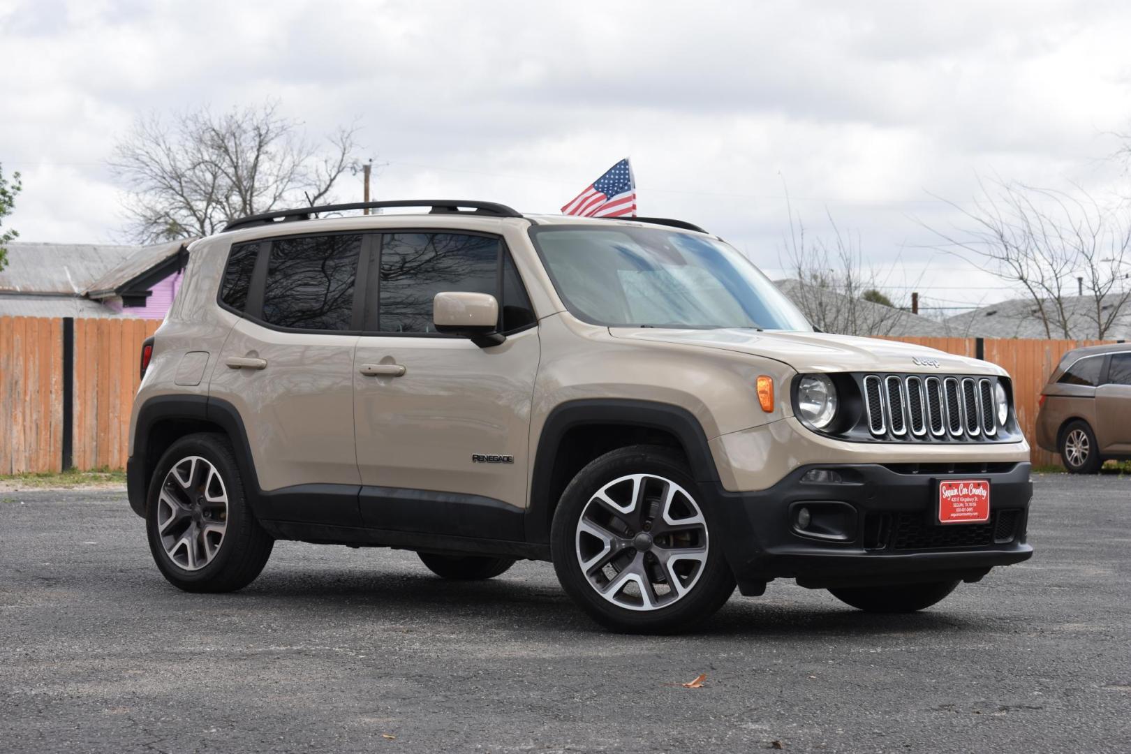 2015 Jeep Renegade Latitude FWD (ZACCJABT5FP) with an 2.4L L4 engine, 6-Speed Manual transmission, located at 420 E. Kingsbury St., Seguin, TX, 78155, (830) 401-0495, 29.581060, -97.961647 - Photo#1