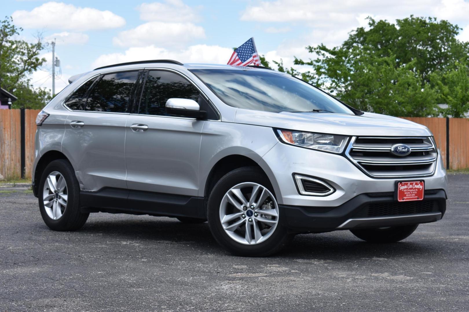 2015 SILVER Ford Edge SEL FWD (2FMTK3J82FB) with an 3.5L V6 DOHC 24V engine, 6-Speed Automatic transmission, located at 420 E. Kingsbury St., Seguin, TX, 78155, (830) 401-0495, 29.581060, -97.961647 - Photo#0