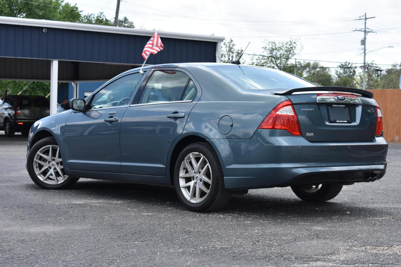 2012 BLUE Ford Fusion SEL (3FAHP0JA9CR) with an 2.5L L4 DOHC 16V engine, located at 420 E. Kingsbury St., Seguin, TX, 78155, (830) 401-0495, 29.581060, -97.961647 - Photo#1