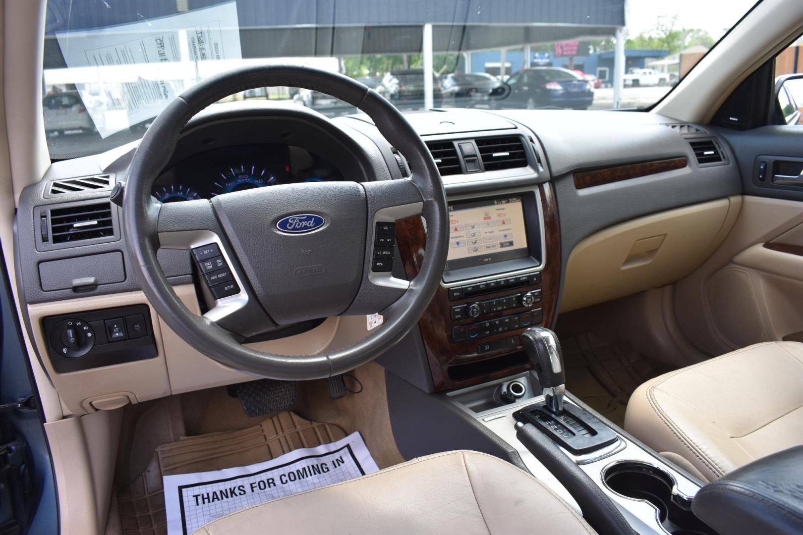 2012 BLUE Ford Fusion SEL (3FAHP0JA9CR) with an 2.5L L4 DOHC 16V engine, located at 420 E. Kingsbury St., Seguin, TX, 78155, (830) 401-0495, 29.581060, -97.961647 - Photo#6