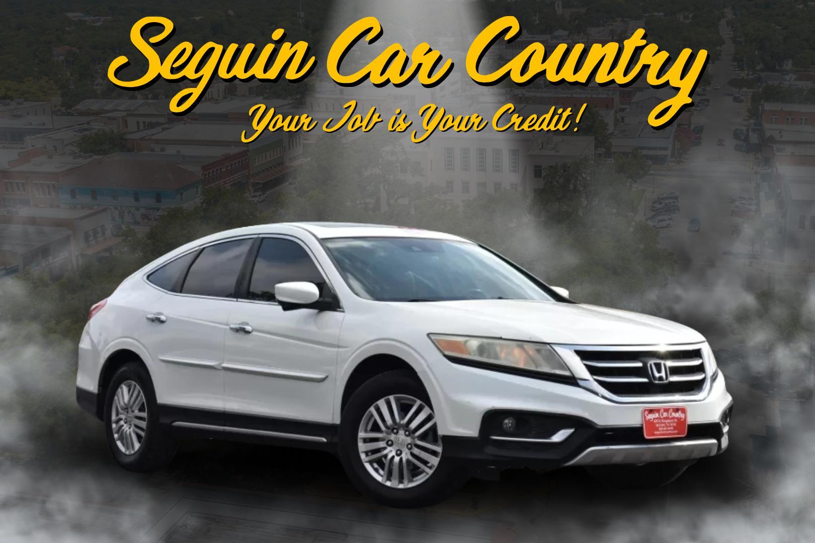 2013 WHITE Honda Crosstour EX-L 2WD (5J6TF3H54DL) with an 2.4L L4 DOHC 16V engine, 5-Speed Automatic transmission, located at 420 E. Kingsbury St., Seguin, TX, 78155, (830) 401-0495, 29.581060, -97.961647 - Photo#0
