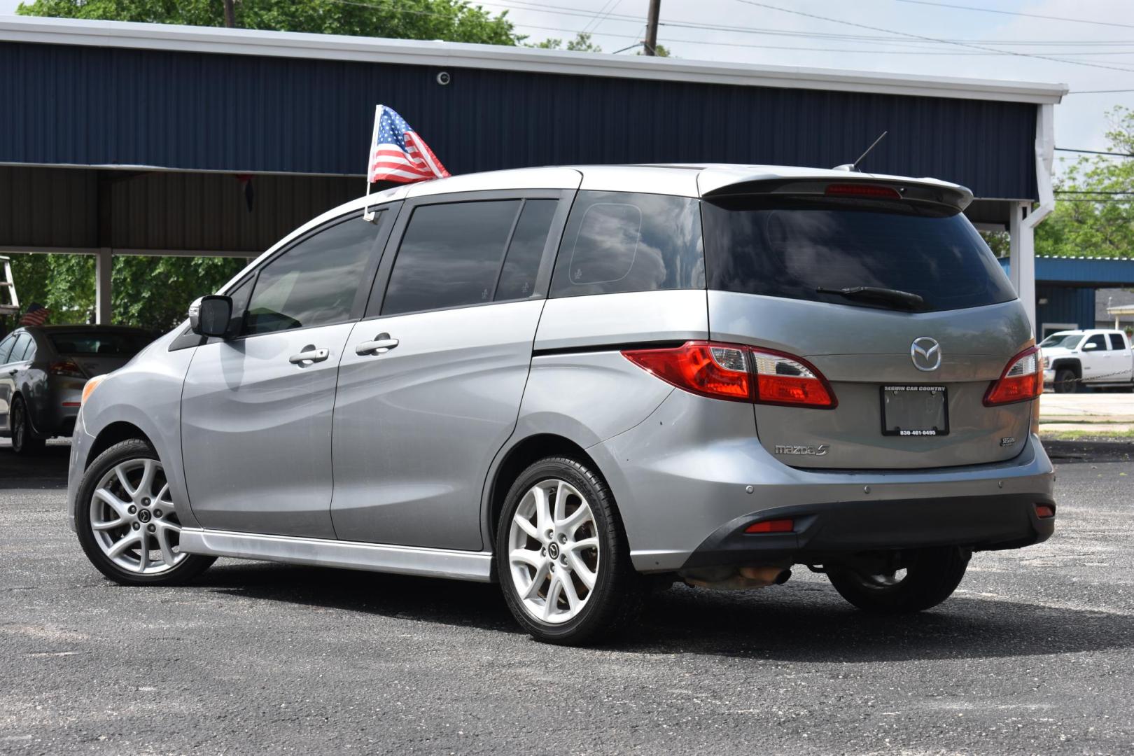 2014 SILVER Mazda MAZDA5 Grand Touring (JM1CW2DL8E0) with an 2.5L L4 DOHC 16V engine, 5-Speed Automatic transmission, located at 420 E. Kingsbury St., Seguin, TX, 78155, (830) 401-0495, 29.581060, -97.961647 - Photo#2