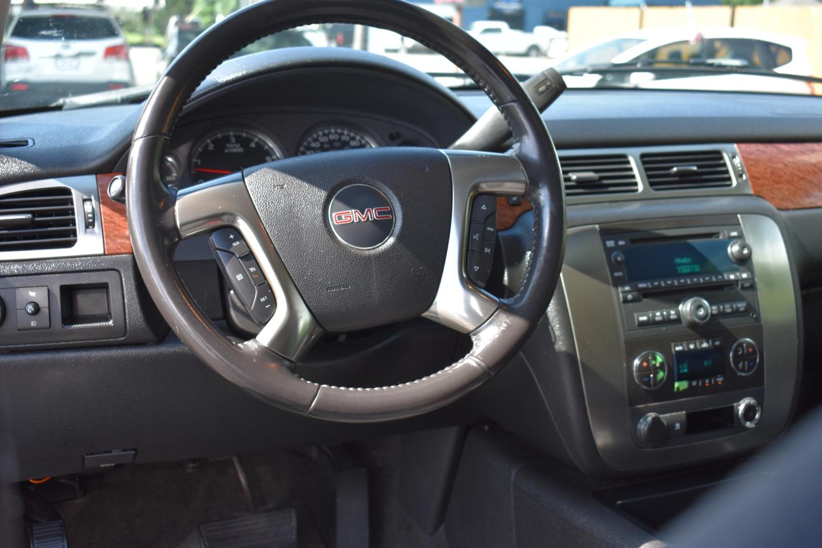 2007 BROWN GMC Yukon SLE-1 2WD (1GKFC13017R) with an 5.3L V8 OHV 16V FFV engine, 4-Speed Automatic Overdrive transmission, located at 420 E. Kingsbury St., Seguin, TX, 78155, (830) 401-0495, 29.581060, -97.961647 - Photo#3