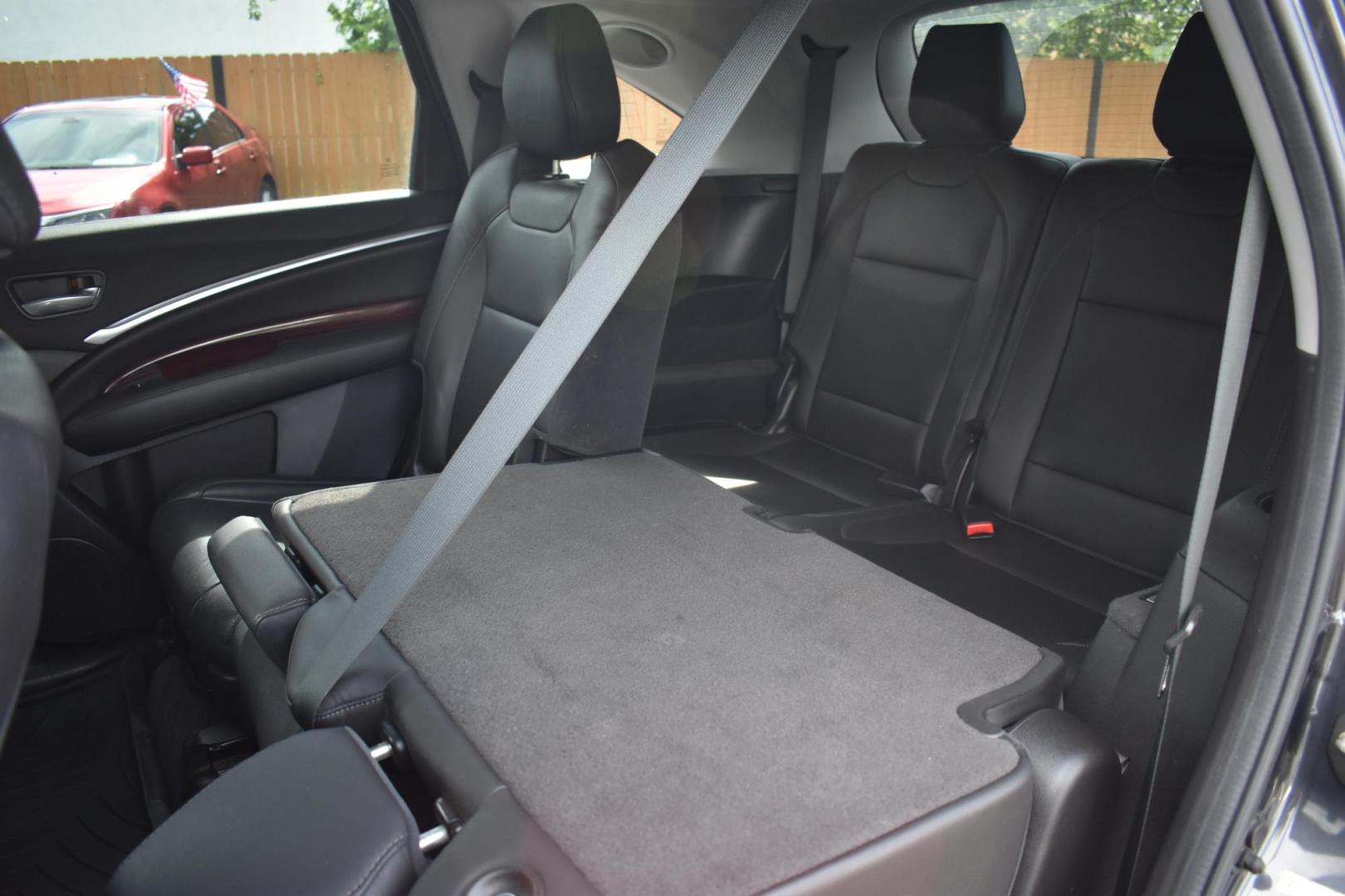 2014 GRAY Acura MDX 6-Spd AT w/Tech Package (5FRYD3H4XEB) with an 3.5L V6 SOHC 24V engine, 6-Speed Automatic transmission, located at 420 E. Kingsbury St., Seguin, TX, 78155, (830) 401-0495, 29.581060, -97.961647 - Photo#5