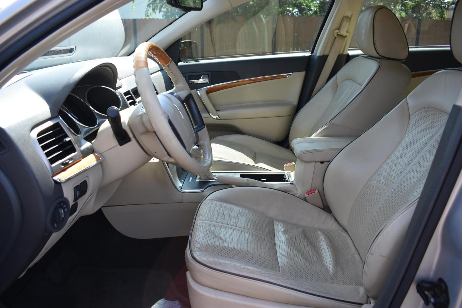 2010 TAN Lincoln MKZ FWD (3LNHL2GC1AR) with an 3.5L V6 DOHC 24V engine, 6-Speed Automatic transmission, located at 420 E. Kingsbury St., Seguin, TX, 78155, (830) 401-0495, 29.581060, -97.961647 - Photo#5