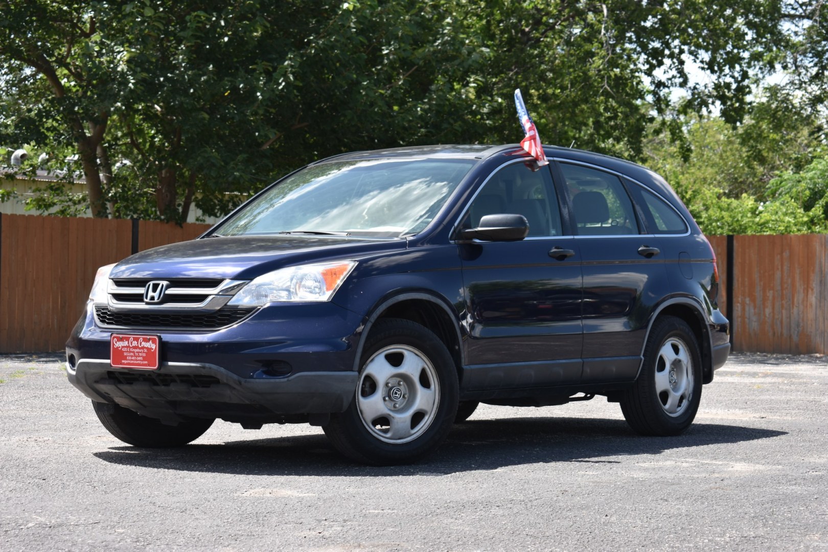 2010 BLUE Honda CR-V LX 2WD 5-Speed AT (JHLRE3H38AC) with an 2.4L L4 DOHC 16V engine, 5A transmission, located at 420 E. Kingsbury St., Seguin, TX, 78155, (830) 401-0495, 29.581060, -97.961647- Photo#1