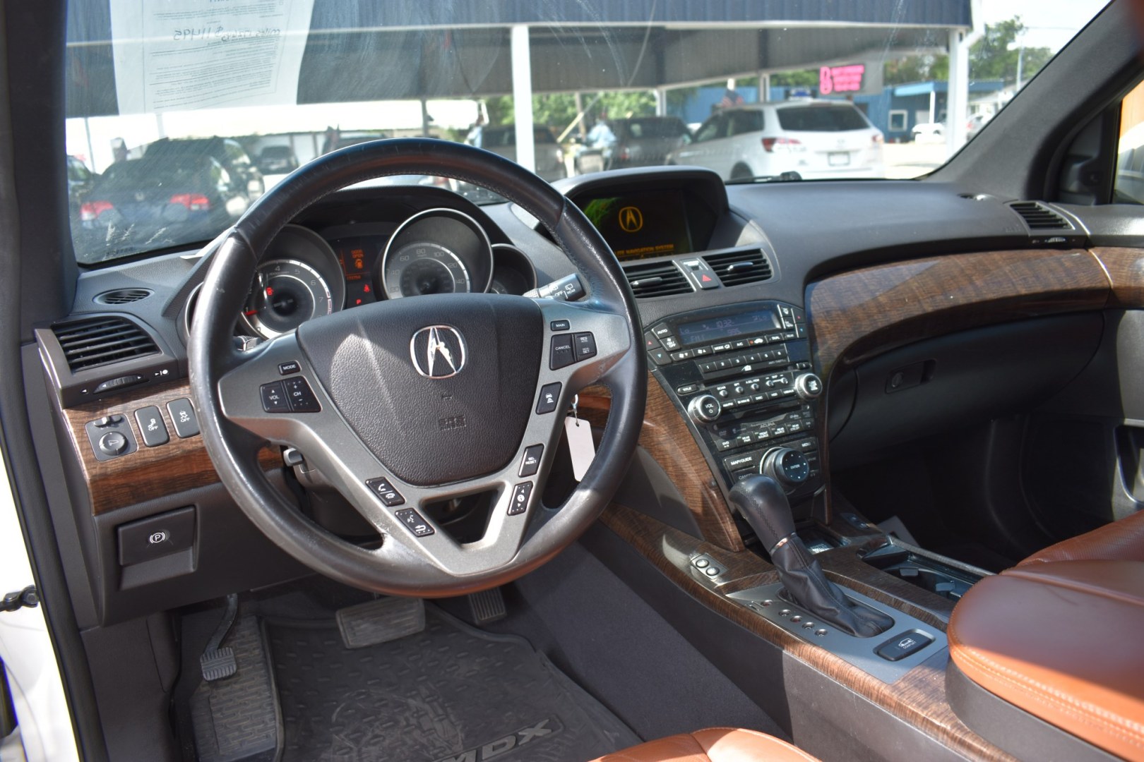 2012 WHITE Acura MDX 6-Spd AT w/Advance Package (2HNYD2H80CH) with an 3.5L V6 SOHC 24V engine, 6A transmission, located at 420 E. Kingsbury St., Seguin, TX, 78155, (830) 401-0495, 29.581060, -97.961647- Photo#3