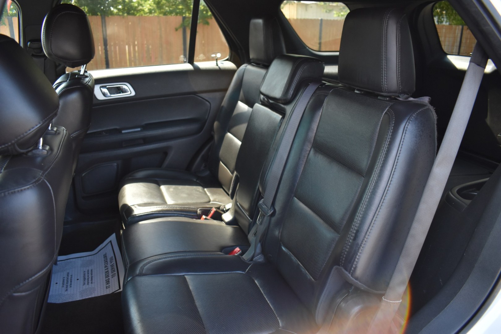2013 SILVER FORD EXPLORER Limited FWD (1FM5K7F81DG) with an 3.5L V6 DOHC 24V engine, 6-SPEED AUTOMATIC transmission, located at 420 E. Kingsbury St., Seguin, TX, 78155, (830) 401-0495, 29.581060, -97.961647- Photo#4