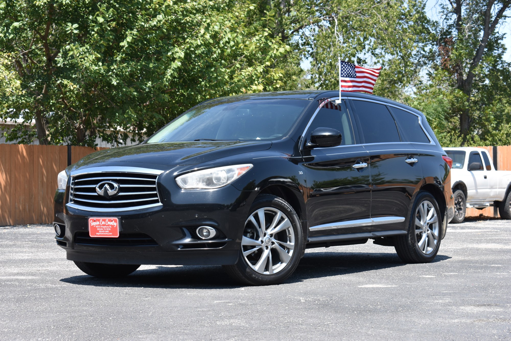 photo of 2014 INFINITI QX60 FWD