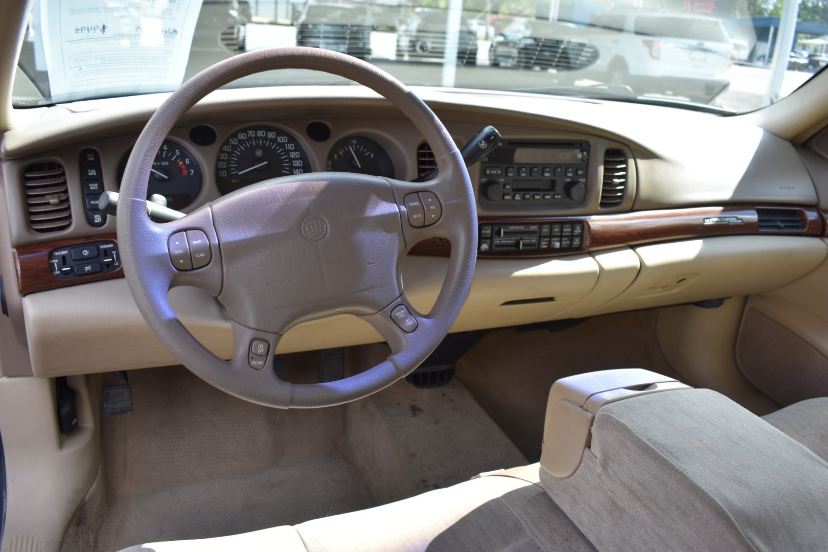 2005 GREEN BUICK LESABRE Custom (1G4HP52K95U) with an 3.8L V6 OHV 12V engine, 4-SPEED AUTOMATIC transmission, located at 420 E. Kingsbury St., Seguin, TX, 78155, (830) 401-0495, 29.581060, -97.961647- Photo#3